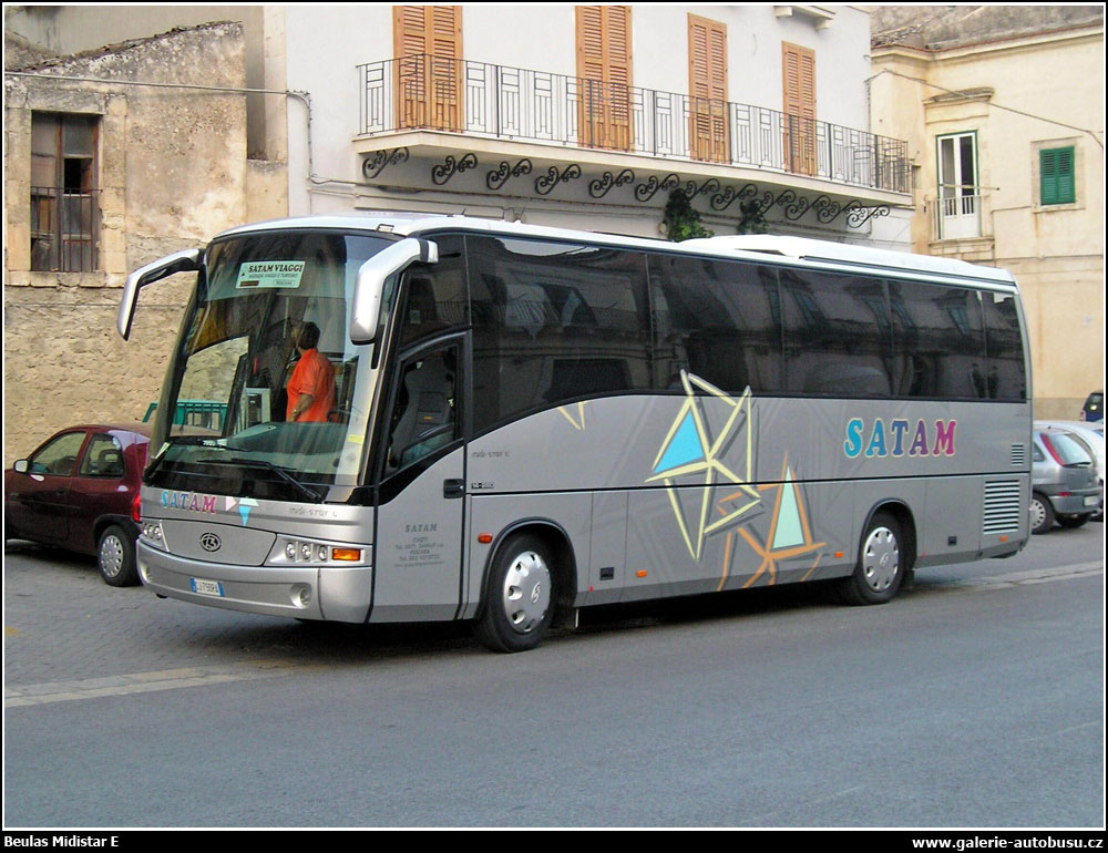 Autobus Beulas Midistar E