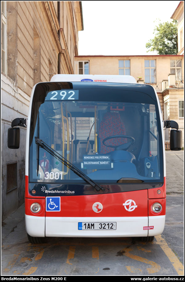 Autobus BredaMenarinibus Zeus M200 E