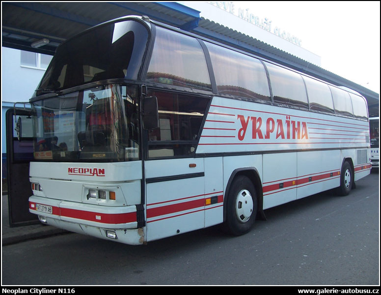 Autobus Neoplan Cityliner N116