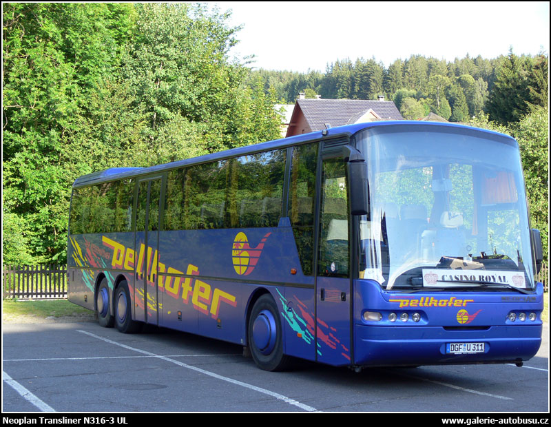 Autobus Neoplan Transliner N316-3 UL