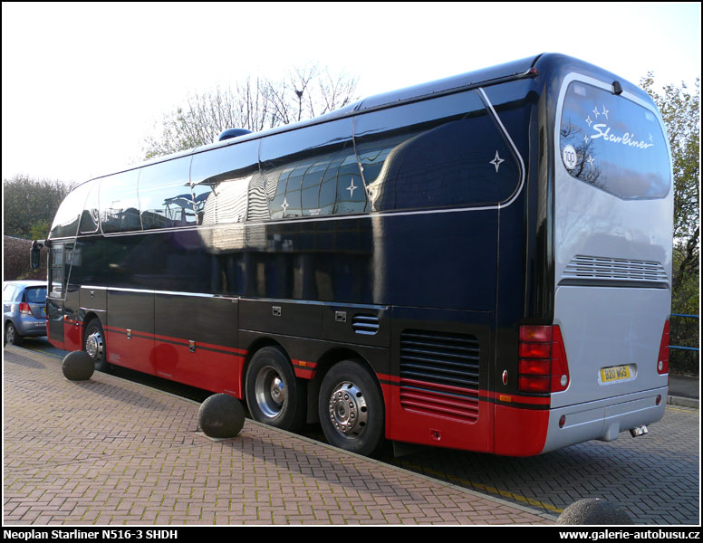 Autobus Neoplan Starliner N516-3 SHDH