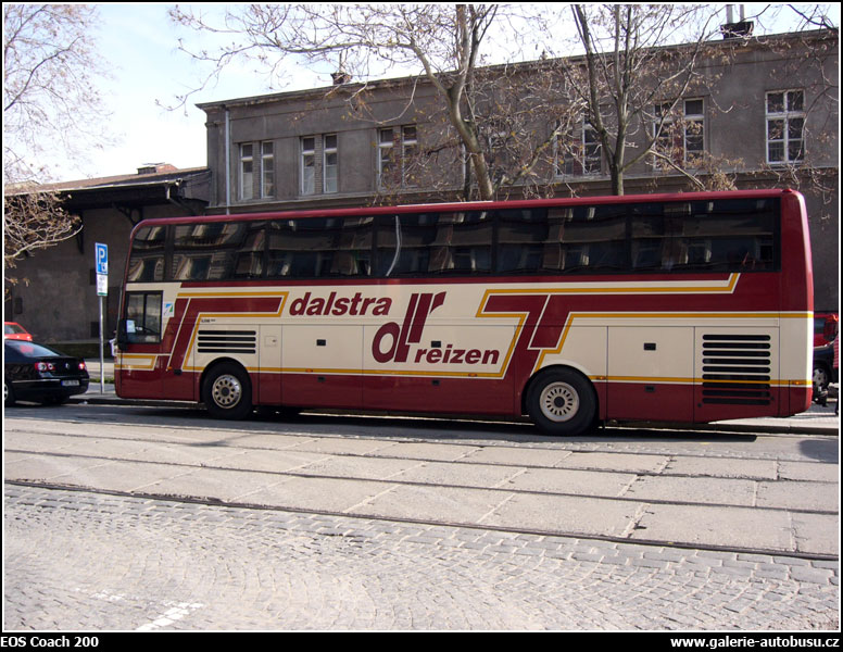Autobus EOS Coach 200