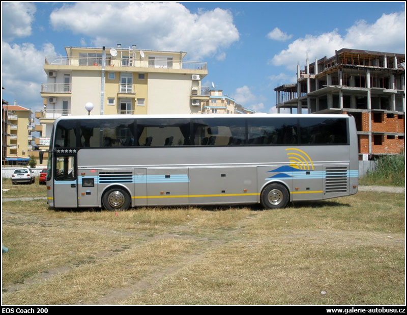Autobus EOS Coach 200
