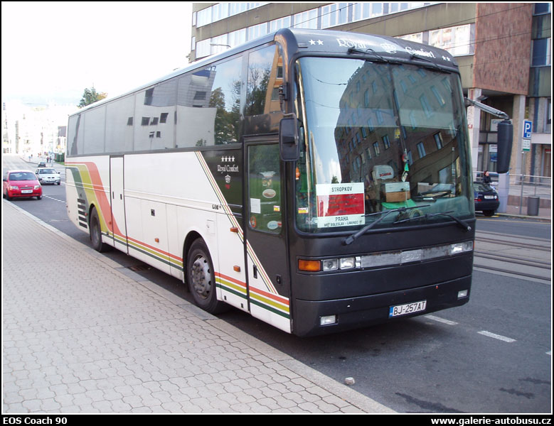 Autobus EOS Coach 90