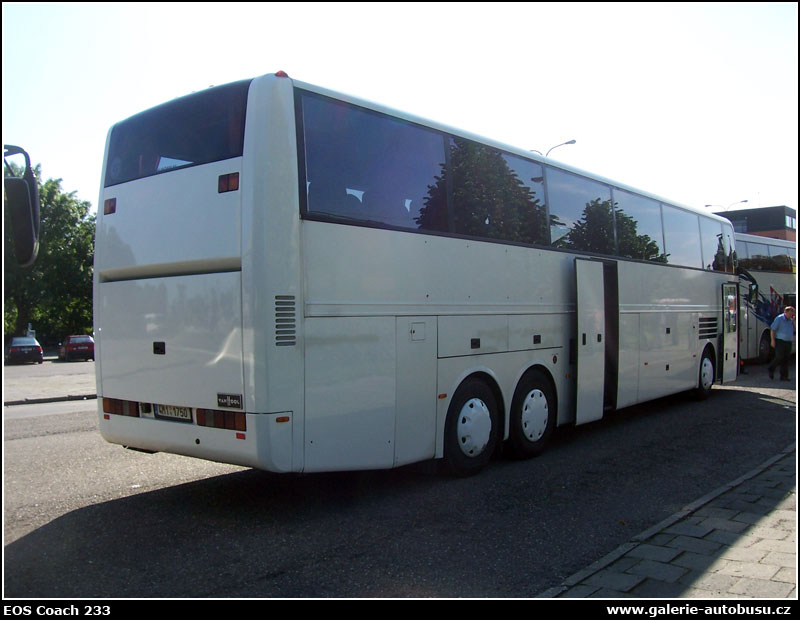 Autobus EOS Coach 233
