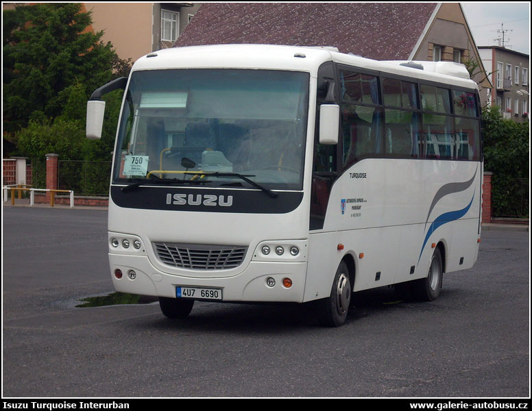 Autobus Isuzu Turquoise Interurban