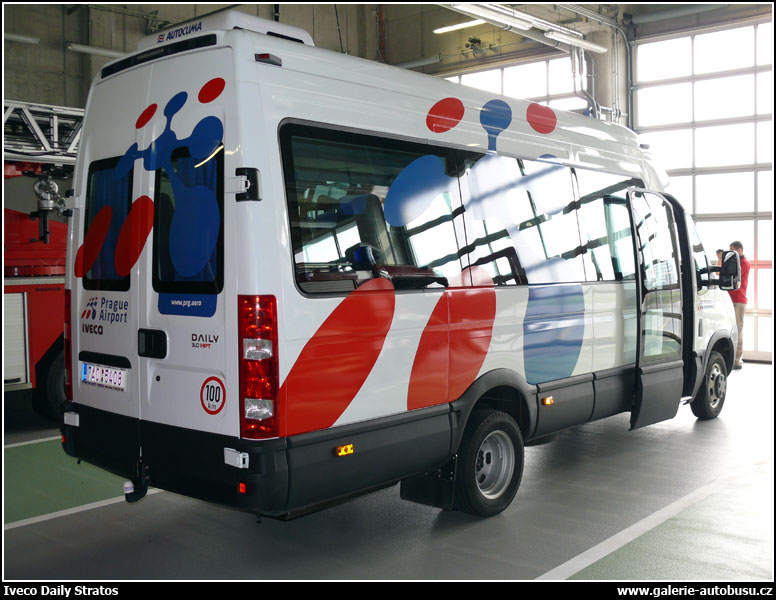 Autobus Iveco Daily Stratos