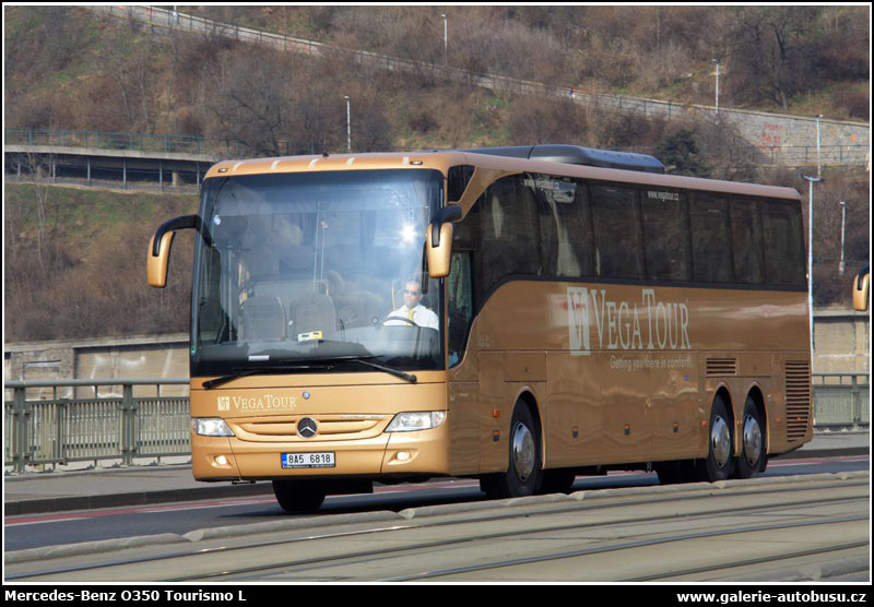 Autobus Mercedes-Benz O350 Tourismo L