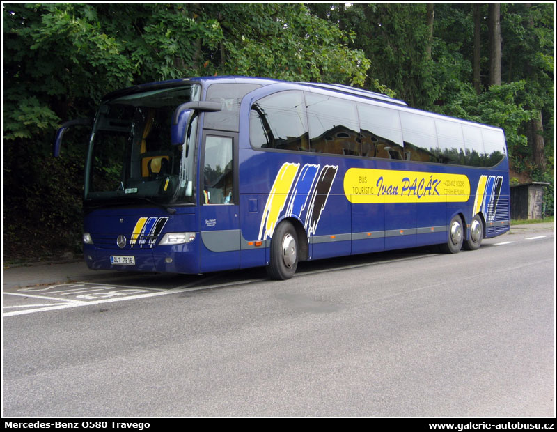 Autobus Mercedes-Benz O580 Travego L