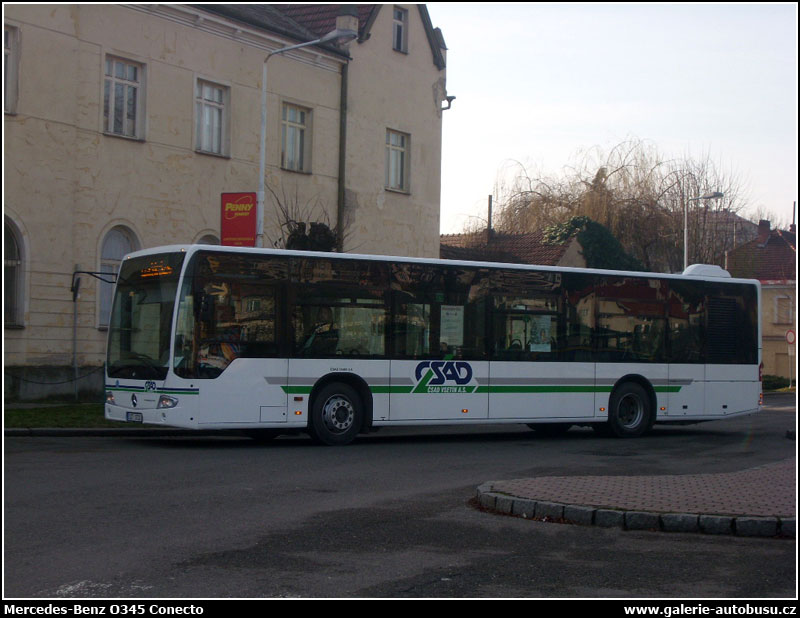 Autobus Mercedes-Benz O345 Conecto