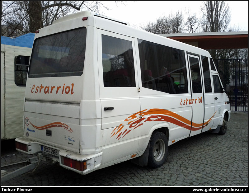 Autobus Indcar Pivecar
