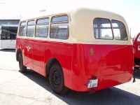 Velký snímek autobusu značky Karosa, typu B40