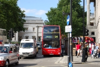 Velký snímek autobusu značky A, typu E
