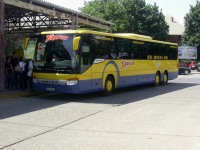 Velký snímek autobusu značky , typu L