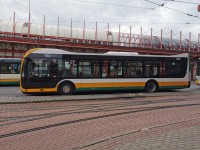 Velký snímek autobusu značky SOR, typu NS12
