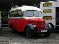 Velký snímek autobusu značky P, typu R