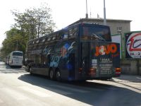 Velký snímek autobusu značky Van Hool, typu TD927 Astromega