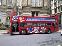 Velký snímek autobusu značky ECW, typu O45-30F