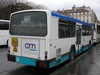 Velký snímek autobusu značky Renault, typu PR100