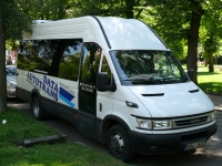 Velký snímek autobusu značky Iveco, typu Daily Stratos