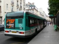 Velký snímek autobusu značky Heuliez, typu GX217