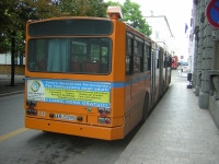 Velký snímek autobusu značky Inbus, typu AU 280 FT